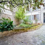 Happy Days - Bastille Garden Loft