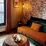 Cosy 1 Bedroom Apartment In Paris