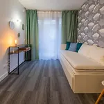 New Studio Near Bois De Vincennes