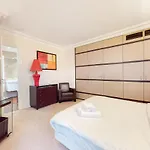 Opera - Louvre City Apartment