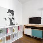 Pantheon Private Latin Quarter Studio