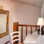 Hotel De La Motte Picquet