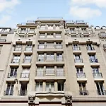 Pick A Flat\'S Apartment In Triangle D\'Or - Pierre 1Er De Serbie