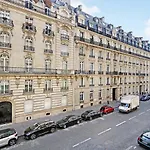 Pick A Flat\'S Apartment In Triangle D\'Or - Pierre 1Er De Serbie