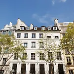 Apartment Saint Germain Des Pres By Studio Prestige