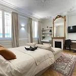 Cozy Studio Champs Elysee Arc De Triomphe 1