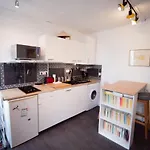 Cozy 1 Bedroom Apartment In 14Th