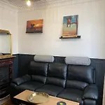 Top Apartement Cosy Ternes Paris