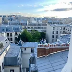 Home Sweet Home Champs Elysées Niel