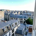 Home Sweet Home Champs Elysées Niel