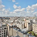 Arc De Triomphe/Palais Des Congres/Amazing View