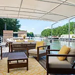 L\'Escale Sur Seine