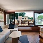 L\'Escale Sur Seine