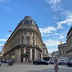 Paris Opera / Galeries Lafayette : Charmant Studio
