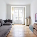 Beautiful Apartment In Center Paris