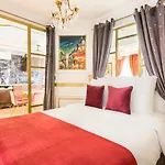 Luxury 4 bedrooms 3 bathrooms apartment - Louvre