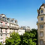 Hotel Du Mont Dore Batignolles
