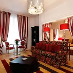 Majestic Hotel Spa - Champs Elysees