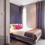 Ze Hotel