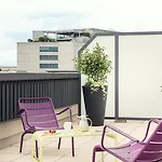 Mercure Paris Bercy Bibliotheque
