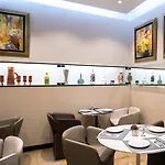 Hotel Cambon