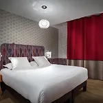 Hotel Crayon Rouge