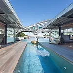 Hotel Off Paris Seine