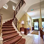 Hôtel Du Midi Paris Montparnasse