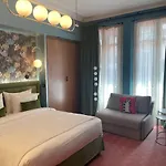 Hotel 33 Marbeuf