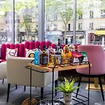 Hotel Nude Paris - Color Vision