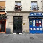 Nice little Apartment center Paris