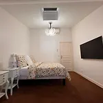 Appartement Champs-Élysées - HALA PARIS