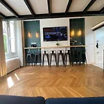 Beautiful Mini Loft Near Saint-Lazare