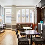 Hotel Tiquetonne
