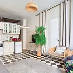 Cozy 1 Mezzanine & 1Bedroom Louvre Moulins Free Netflix