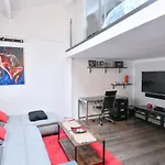 Duplex Design & Moderne En Plein Coeur De Paris