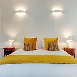 Apartment In A Great Location Close To The Eiffel Tower