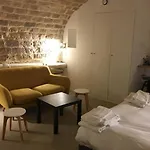 Spacious Loft At 2 Steps From The Chocolate Museum