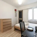 Modern Studio In The Heart Of Paris - Welkeys