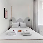 Amazing Apartment-2P-Sacre Coeur-Poissonniers-4