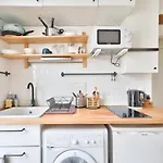 Charming Apartment For 2 In The Heart Of The 20Th Arrondissement