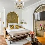 Merveil - Luxury Suite - Louvre - Rousseau