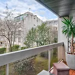 Nice Apartment With Balcony - Paris 15