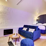 Superb Apt Exceptional Location In The Heart Of Paris - Louvre