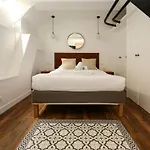 Zzz Poteau De Paris 4P