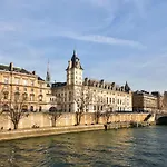 Seguier Proche Seine