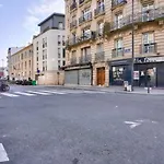 Apartment For 2 People - Paris 18