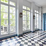Francs Bourgeois - Le Marais City Apartment