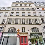 Studio Sur Les Toits Parisiens
