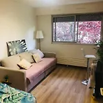 Cozy Parisian Appartement In The Heart Of The 19Th Arrondissement